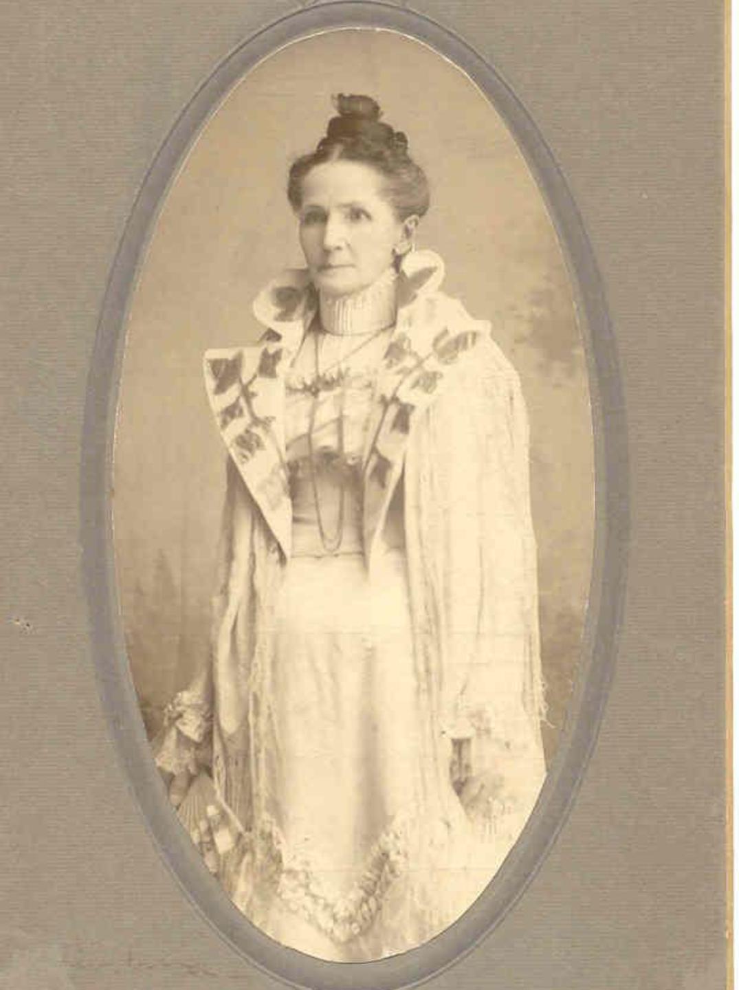 Eunice Emma Holbrook (1838 - 1903) Profile